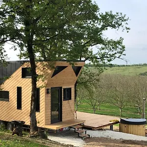 tiny-house-et-bain-nordique-la-ferme.midi-pyreneeshotels.com/
